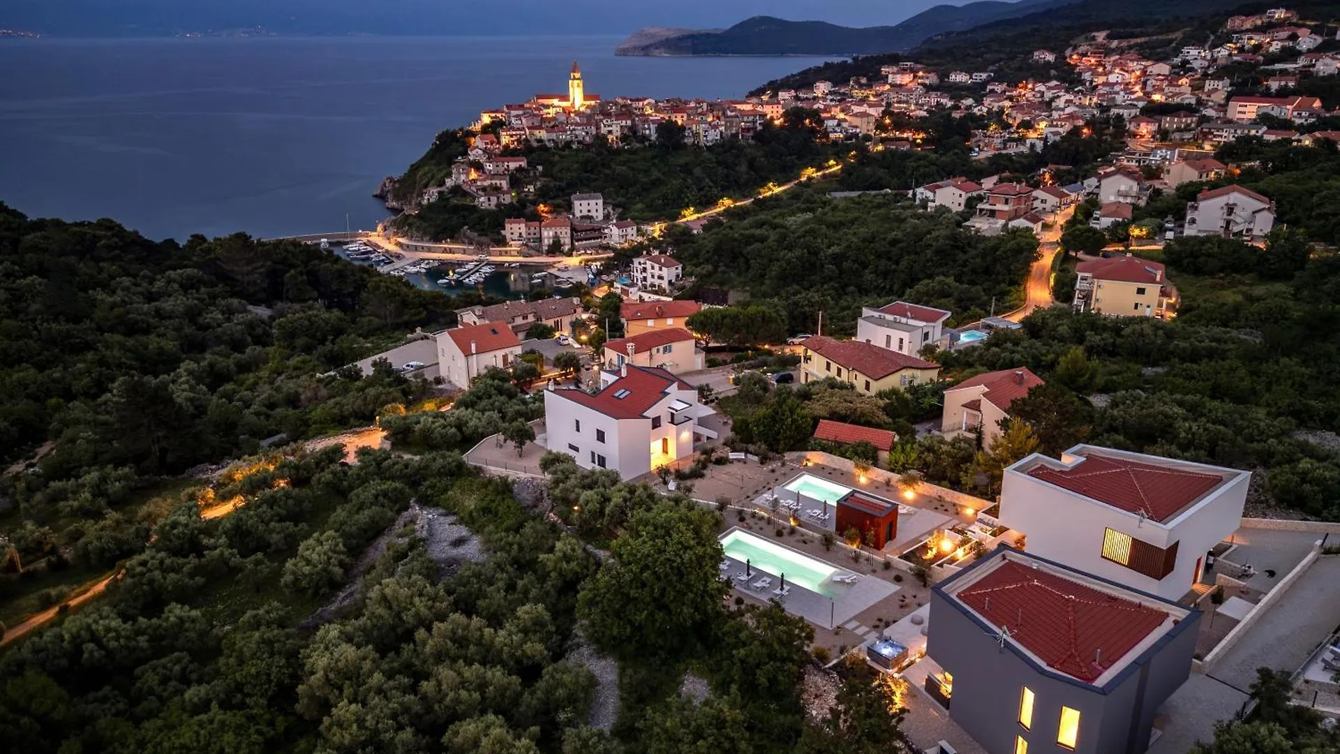Villa Luxusvilla Manatis Mit Pool Vrbnik