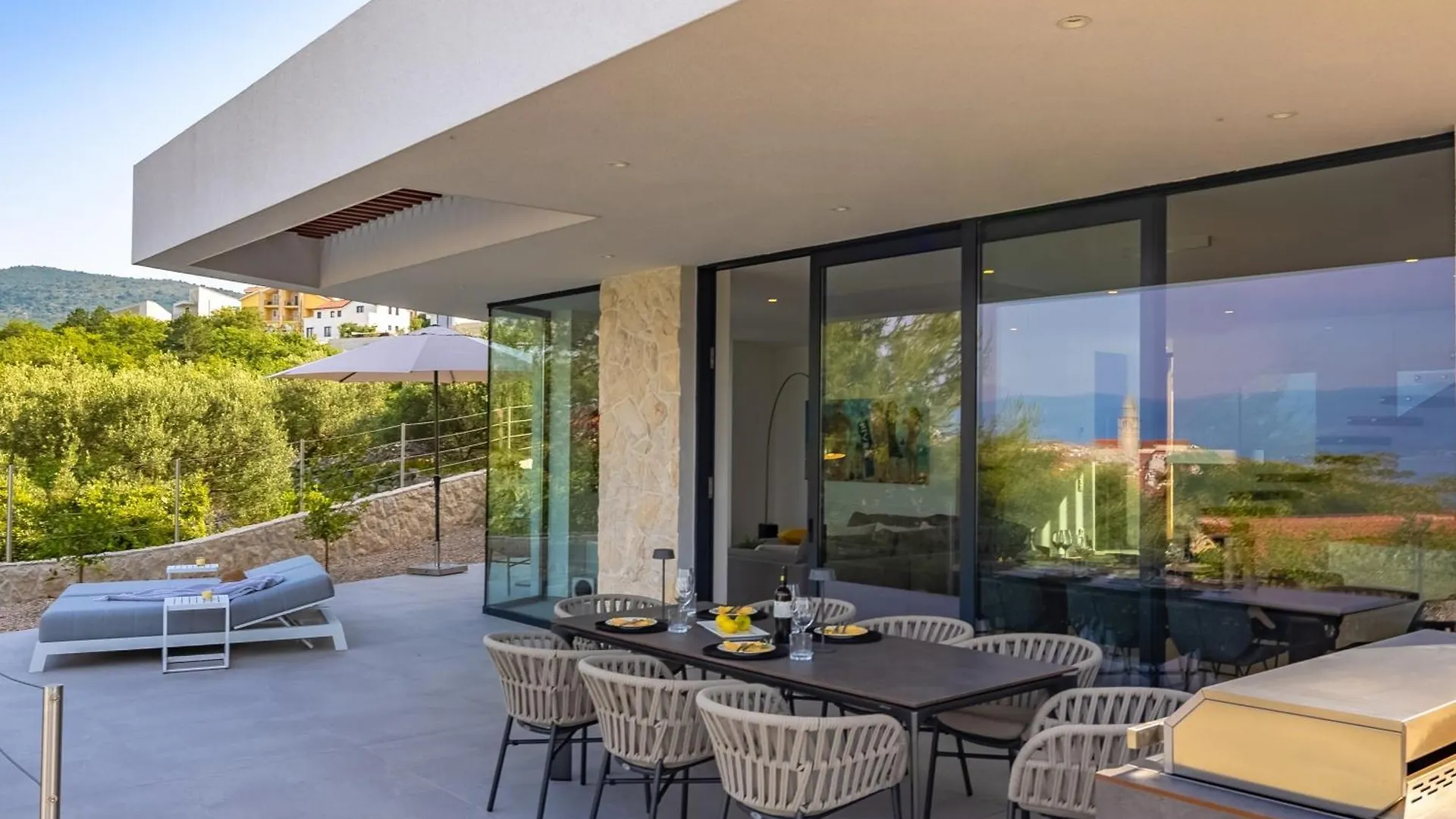 Villa Luxusvilla Manatis Mit Pool Vrbnik  Croatia